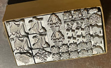 Load image into Gallery viewer, Holiday Ornament Handypack