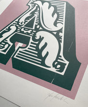 Load image into Gallery viewer, Lettres Ornees