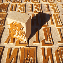 Load image into Gallery viewer, Chromatic Ornate